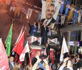 Kale: “Yaşasın Kurtuluş Mahallesi”