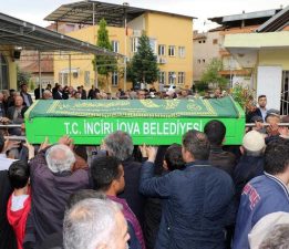 Evinde Ölü Bulunan Çetinkaya Toprağa Verildi