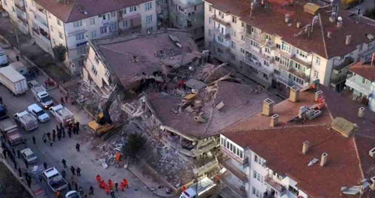 İncirliova’dan Depremzedelere Destek
