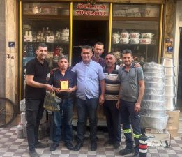 İncirliova’da 40 yıllık 7 sanatkâr plaketle ödüllendirildi