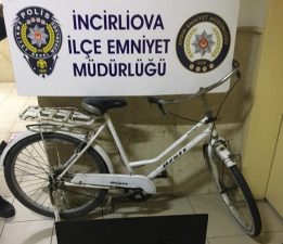 İncirliova’da polis hırsızı çaldığı eşyalarla birlikte yakaladı