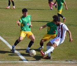 İncirliova Belediyespor ikinci yarıda güldü: 4-1